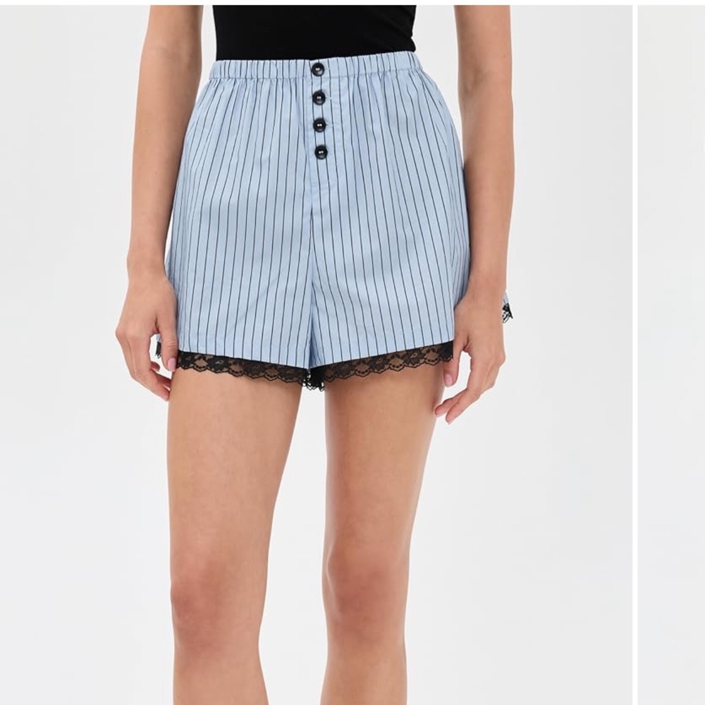 VRG GRL shorts